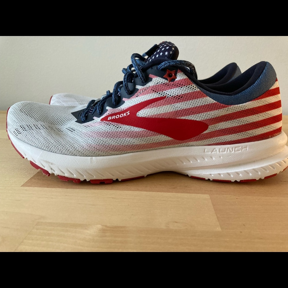 Brooks Launch Patriotic Theme